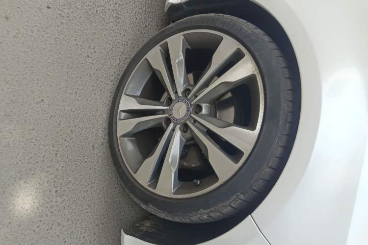 Used Mercedes-Benz CLA 2016 Refreshed CLA 200 Sport Edition Right Front Wheel Hub
