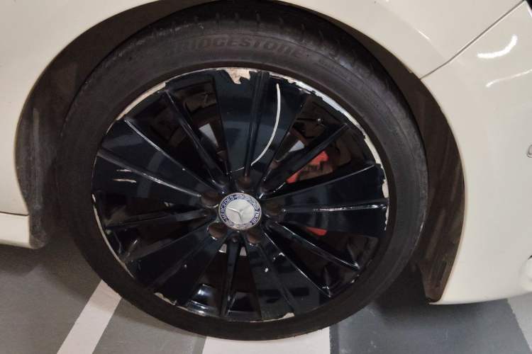 Used Mercedes-Benz CLA 2016 Facelifted CLA 200 Stylish Edition Right Front Wheel Hub
