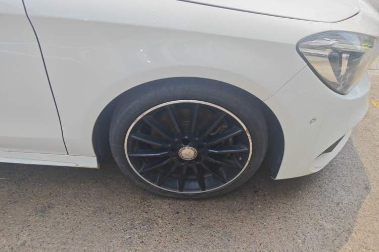 Used Mercedes-Benz CLA 2016 Year Restyled CLA 220 4MATIC Right Front Wheel Hub