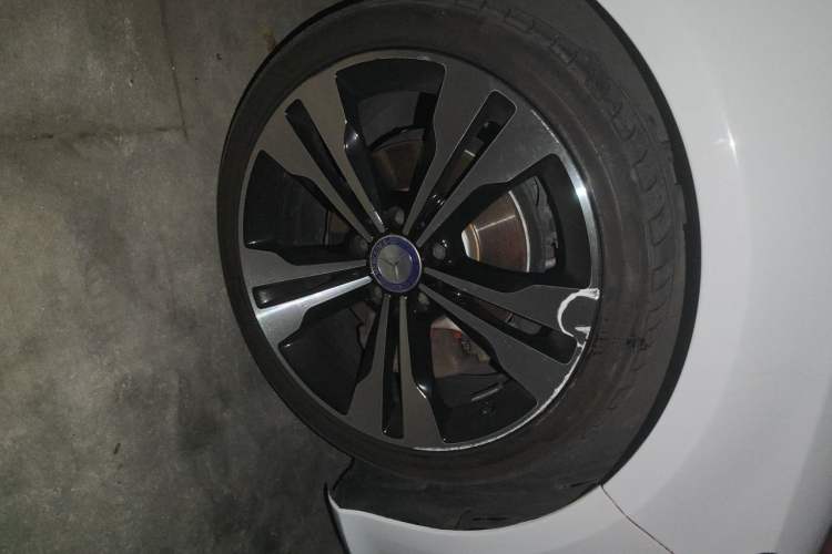 Used Mercedes-Benz CLA 2016 CLA 200 Style Edition Right Front Wheel Hub