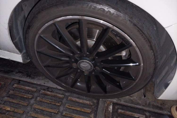 Used Mercedes-Benz CLA 2016 Year Restyled CLA 220 4MATIC Right Front Wheel Hub