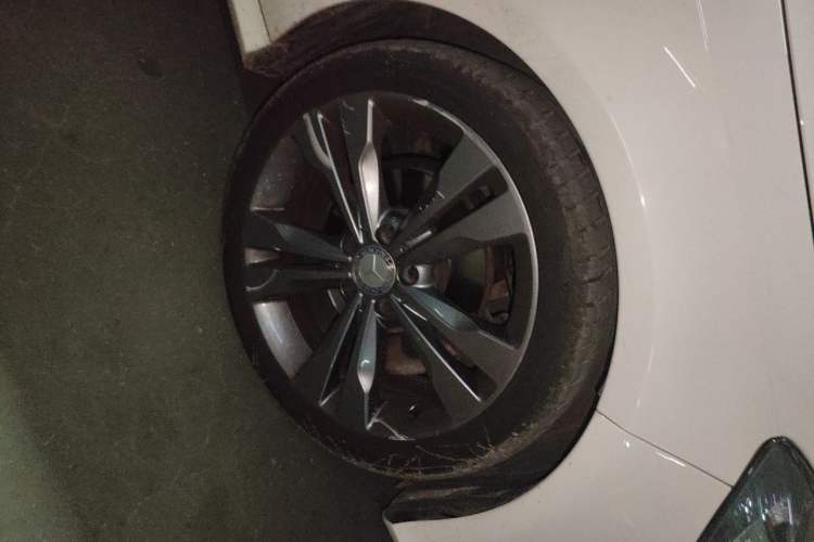 Used Mercedes-Benz CLA 2016 CLA 200 Sport Edition Right Front Wheel Hub