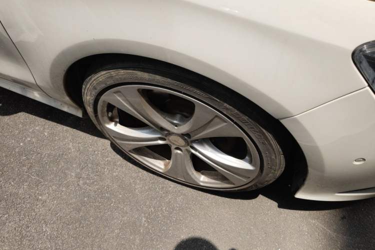 Used Mercedes-Benz CLA 2016 CLA 200 Sport Edition Right Front Wheel Hub