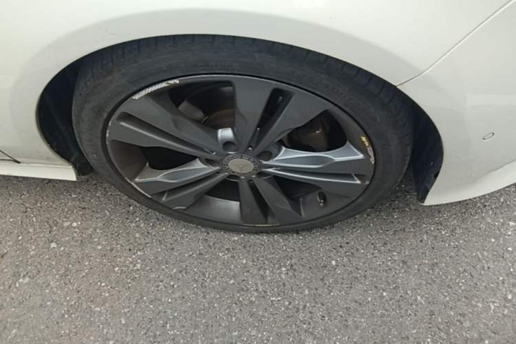 Used Mercedes-Benz CLA 2016 Refreshed CLA 200 Sport Edition Right Front Wheel Hub