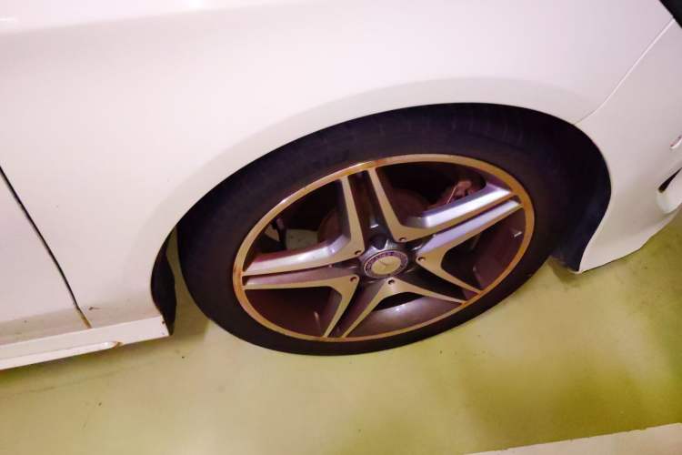 Used Mercedes-Benz CLA 2016 CLA 220 4MATIC Right Front Wheel Hub