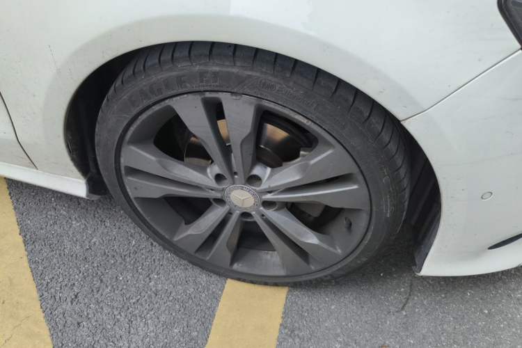 Used Mercedes-Benz CLA 2016 Refreshed CLA 200 Sport Edition Right Front Wheel Hub