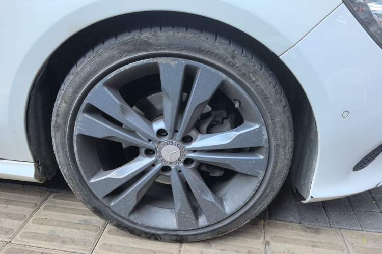 Used Mercedes-Benz CLA 2016 Refreshed CLA 200 Sport Edition Right Front Wheel Hub