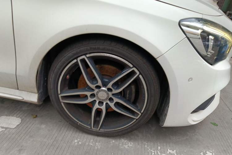 Used Mercedes-Benz CLA 2016 Year Restyled CLA 220 4MATIC Right Front Wheel Hub