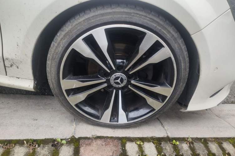Used Mercedes-Benz CLA 2016 Refreshed CLA 200 Sport Edition Right Front Wheel Hub