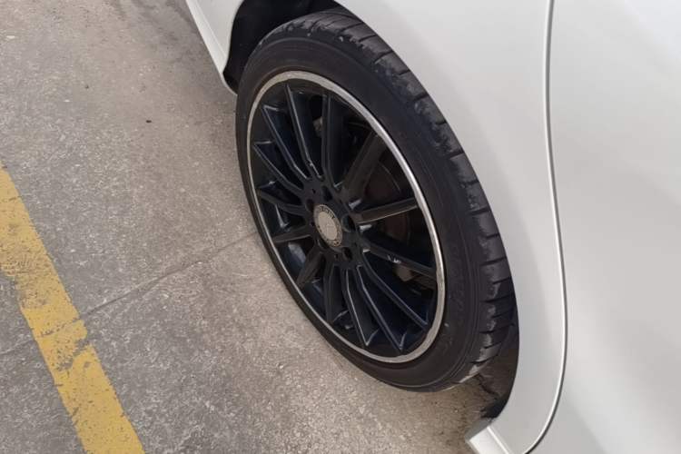 Used Mercedes-Benz CLA 2016 CLA 200 Style Edition Right Rear Wheel Hub