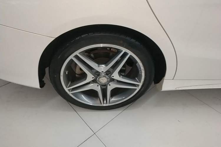 Used Mercedes-Benz CLA 2016 CLA 220 4MATIC Right Rear Wheel Hub