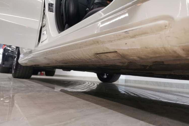 Used Mercedes-Benz CLA 2016 Year Restyled CLA 220 4MATIC Right Side Sill