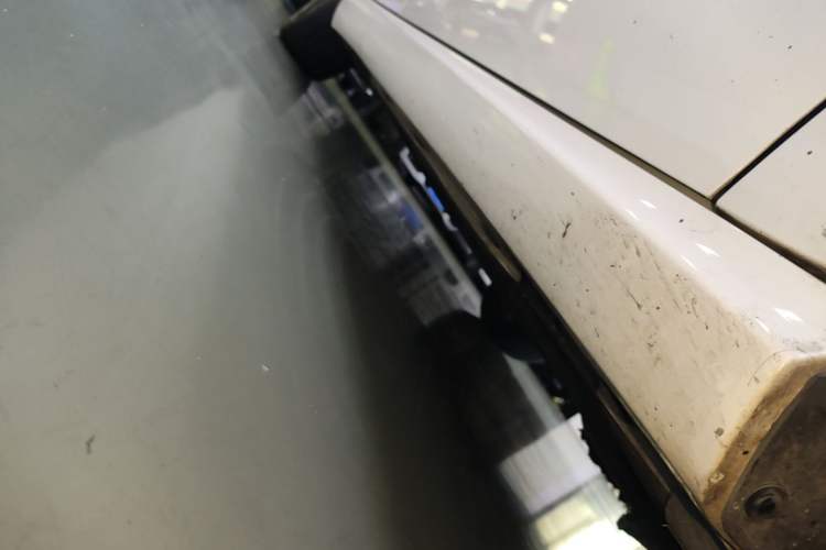 Used Mercedes-Benz CLA 2016 CLA 200 Style Edition Right Side Sill