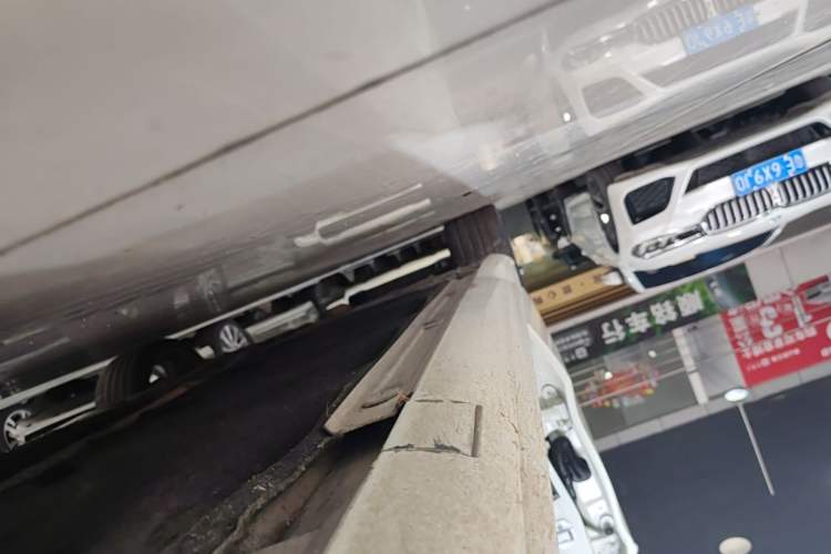 Used Mercedes-Benz CLA 2016 CLA 220 4MATIC Right Side Sill