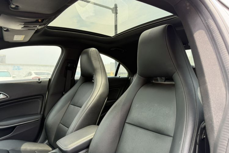 Used Mercedes-Benz CLA 2016 CLA 200 Style Edition Roof