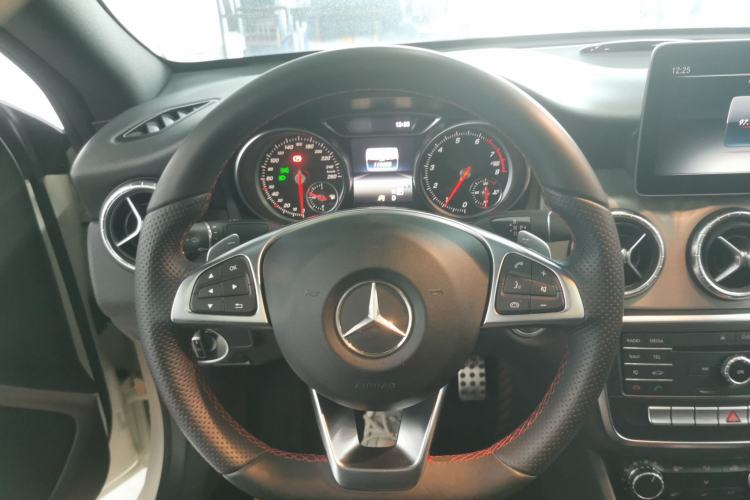 Used Mercedes-Benz CLA 2016 Year Restyled CLA 220 4MATIC Steering Wheel