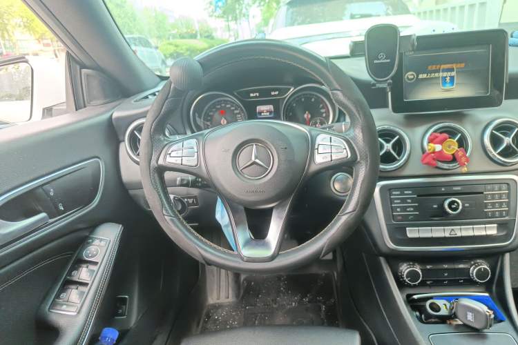 Used Mercedes-Benz CLA 2016 Refreshed CLA 200 Sport Edition Steering Wheel