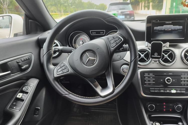 Used Mercedes-Benz CLA 2016 CLA 200 Style Edition Steering Wheel