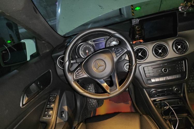 Used Mercedes-Benz CLA 2016 CLA 200 Style Edition Steering Wheel
