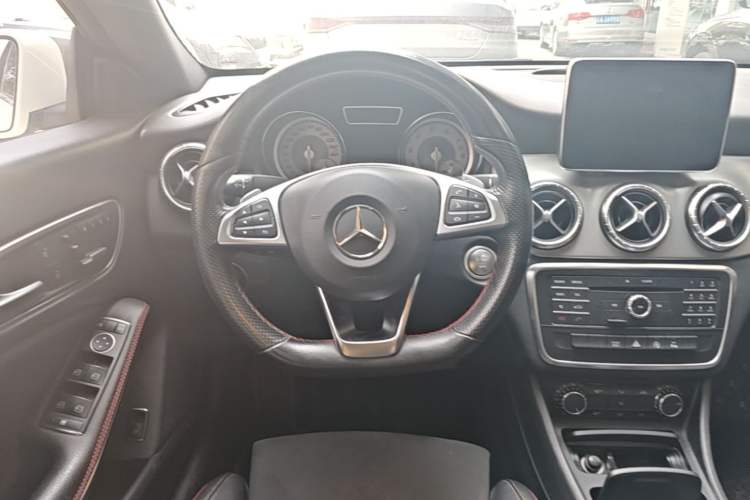 Used Mercedes-Benz CLA 2016 CLA 220 4MATIC Steering Wheel