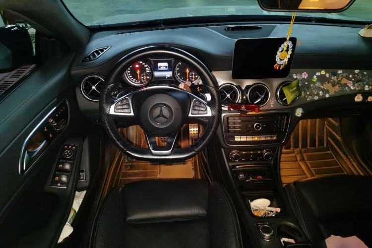 Used Mercedes-Benz CLA 2016 Facelifted CLA 260 4MATIC Steering Wheel