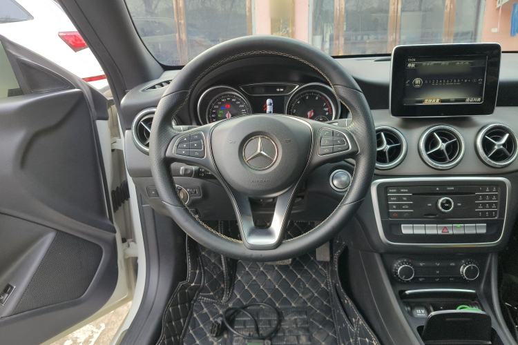 Used Mercedes-Benz CLA 2016 Refreshed CLA 200 Sport Edition Steering Wheel