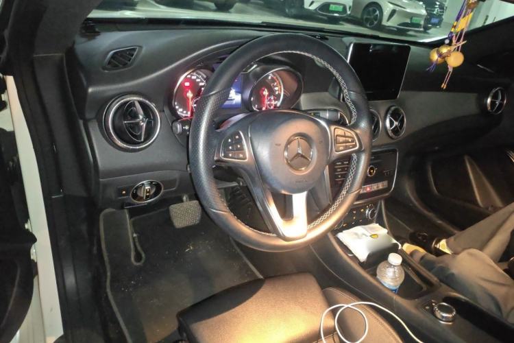 Used Mercedes-Benz CLA 2016 Facelifted CLA 200 Stylish Edition Steering Wheel