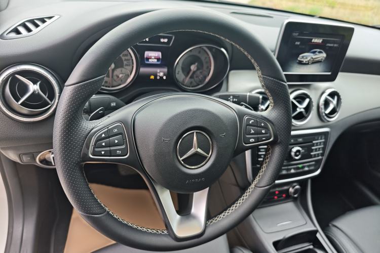 Used Mercedes-Benz CLA 2016 CLA 200 Style Edition Steering Wheel