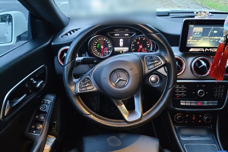 Used Mercedes-Benz CLA 2016 Facelifted CLA 200 Stylish Edition Steering Wheel