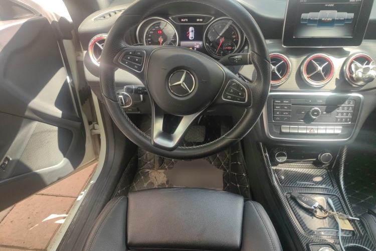 Used Mercedes-Benz CLA 2016 Facelifted CLA 200 Stylish Edition Steering Wheel