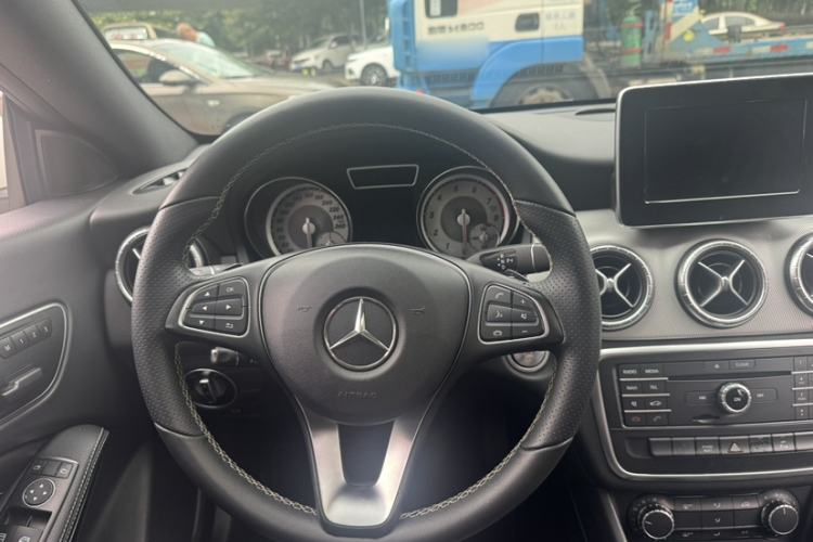 Used Mercedes-Benz CLA 2016 CLA 200 Style Edition Steering Wheel