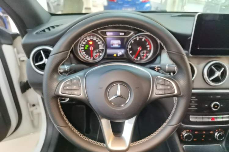 Used Mercedes-Benz CLA 2016 Refreshed CLA 200 Sport Edition Steering Wheel