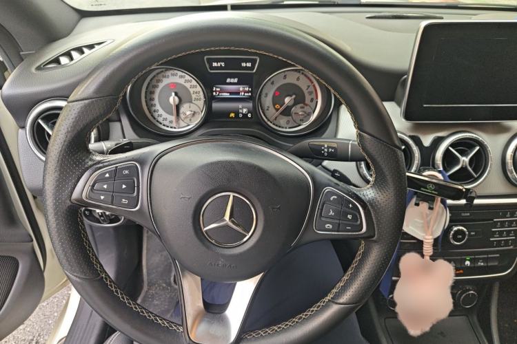 Used Mercedes-Benz CLA 2016 CLA 200 Sport Edition Steering Wheel
