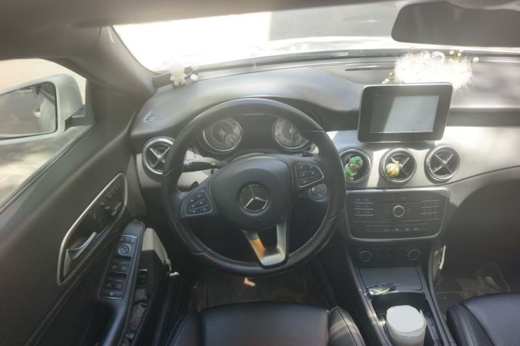 Used Mercedes-Benz CLA 2016 CLA 200 Style Edition Steering Wheel