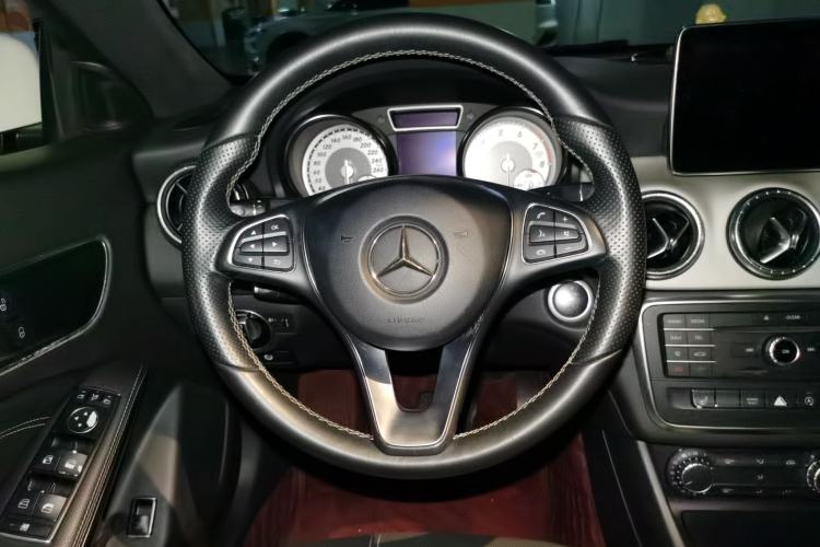 Used Mercedes-Benz CLA 2016 CLA 200 Sport Edition Steering Wheel