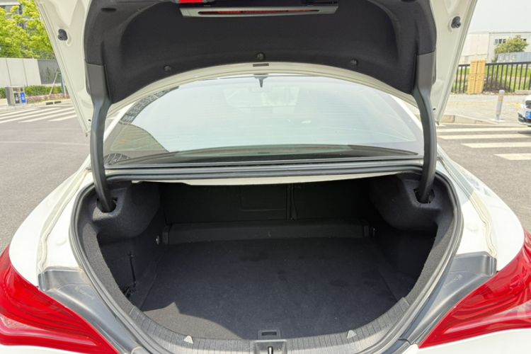 Used Mercedes-Benz CLA 2016 CLA 200 Style Edition Trunk