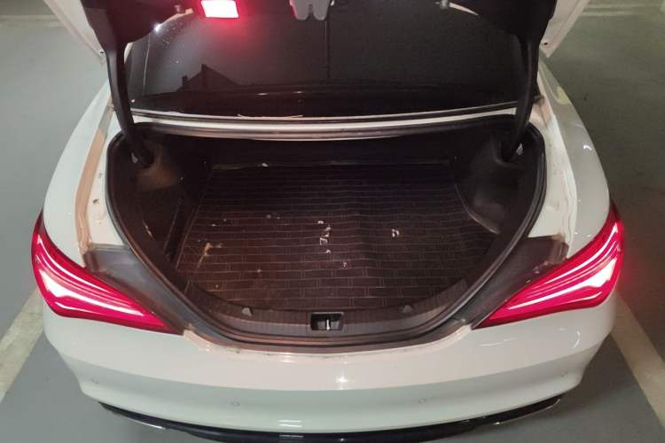 Used Mercedes-Benz CLA 2016 Facelifted CLA 260 4MATIC Trunk