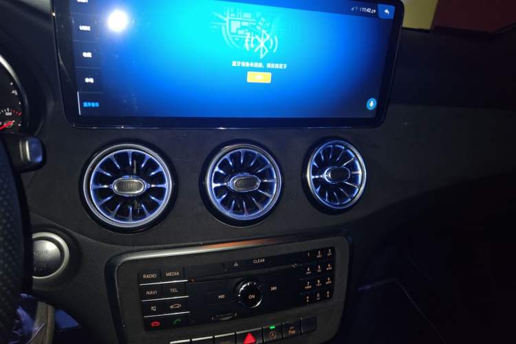 Used Mercedes-Benz CLA 2017 CLA 220 4MATIC Audio And AC Panel