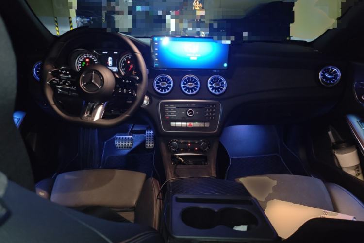 Used Mercedes-Benz CLA 2017 CLA 220 4MATIC Center Console