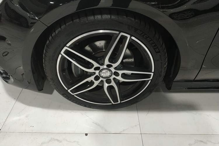 Used Mercedes-Benz CLA 2017 CLA 220 4MATIC Exterior 7