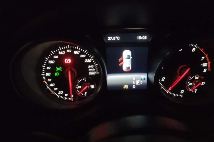 Used Mercedes-Benz CLA 2017 Facelifted CLA 200 Stylish Edition Instrument Cluster