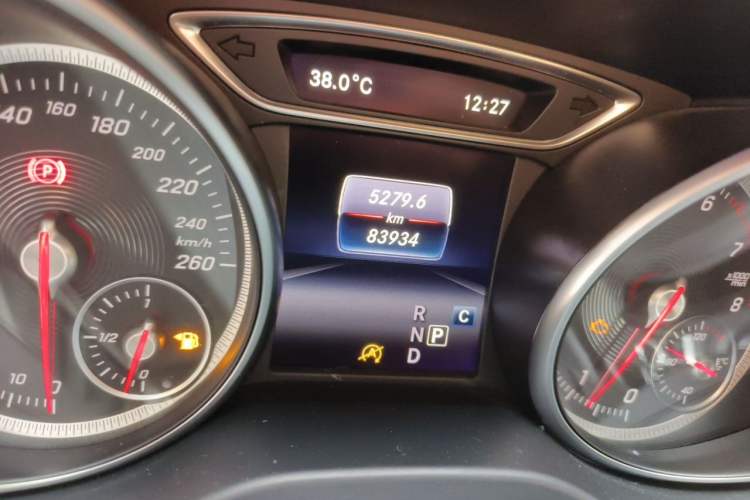 Used Mercedes-Benz CLA 2017 Facelifted CLA 200 Stylish Edition Odometer Close Up