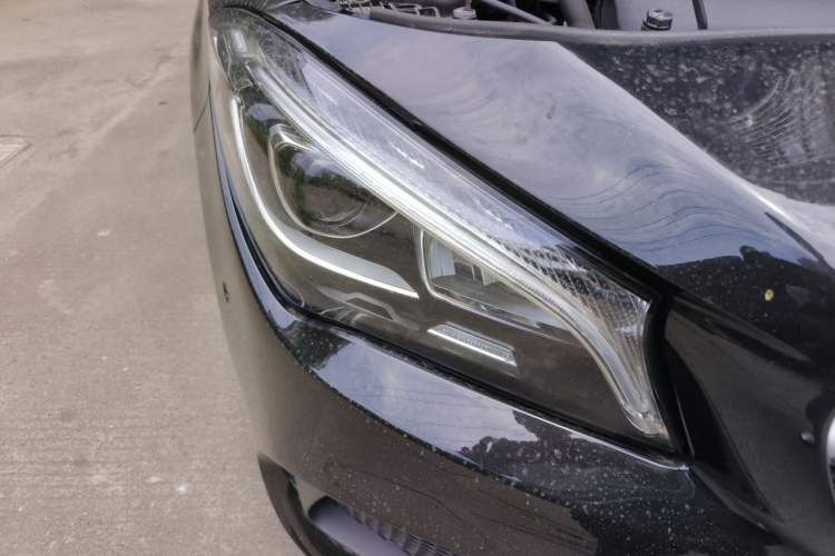Used Mercedes-Benz CLA 2017 Facelifted CLA 200 Stylish Edition Right Front Headlight