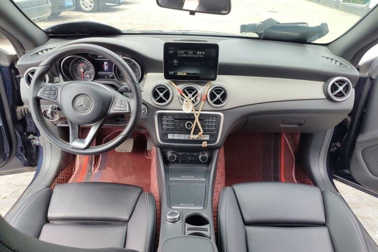 Used Mercedes-Benz CLA 2017 Facelifted CLA 200 Stylish Edition Center Console