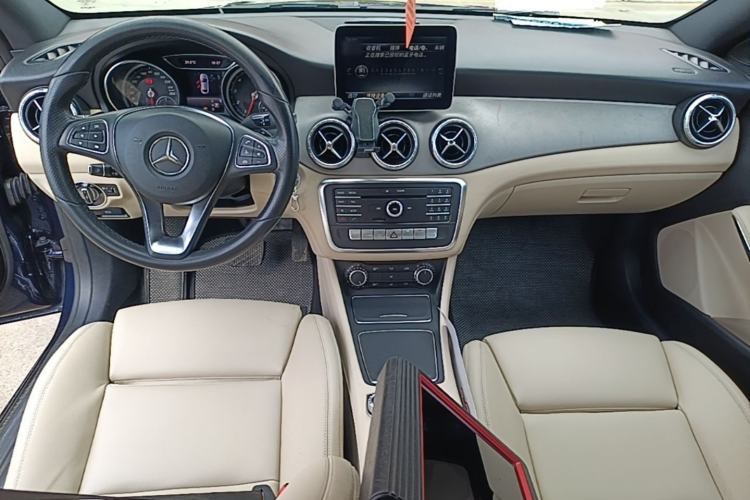 Used Mercedes-Benz CLA 2017 Refreshed CLA 200 Sport Edition Center Console