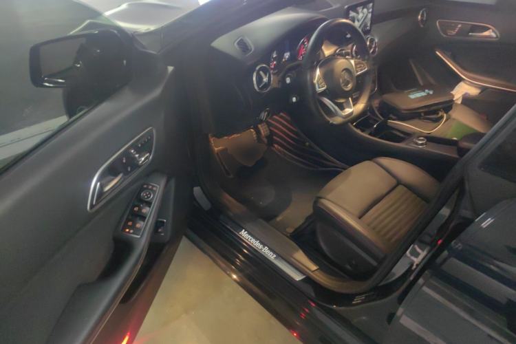 Used Mercedes-Benz CLA 2017 CLA 220 4MATIC Driver Seat