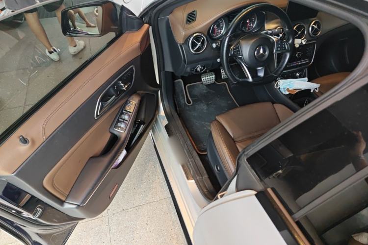 Used Mercedes-Benz CLA 2017 Year Restyled CLA 260 4MATIC Driver Seat