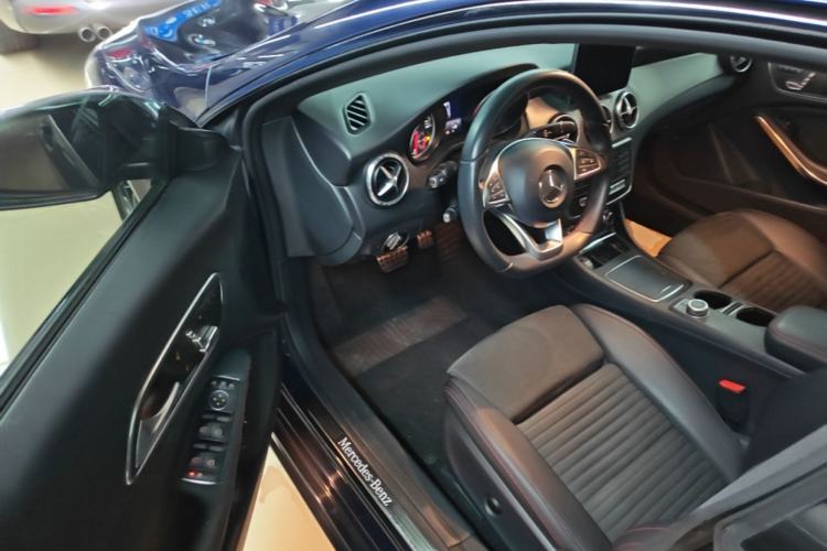 Used Mercedes-Benz CLA 2017 CLA 220 4MATIC Driver Seat