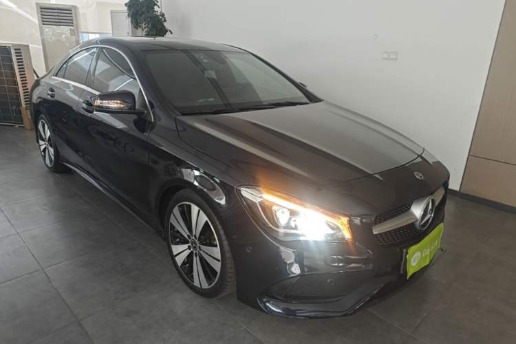 Used Mercedes-Benz CLA 2017 Facelifted CLA 200 Stylish Edition Front Right 45 Deg