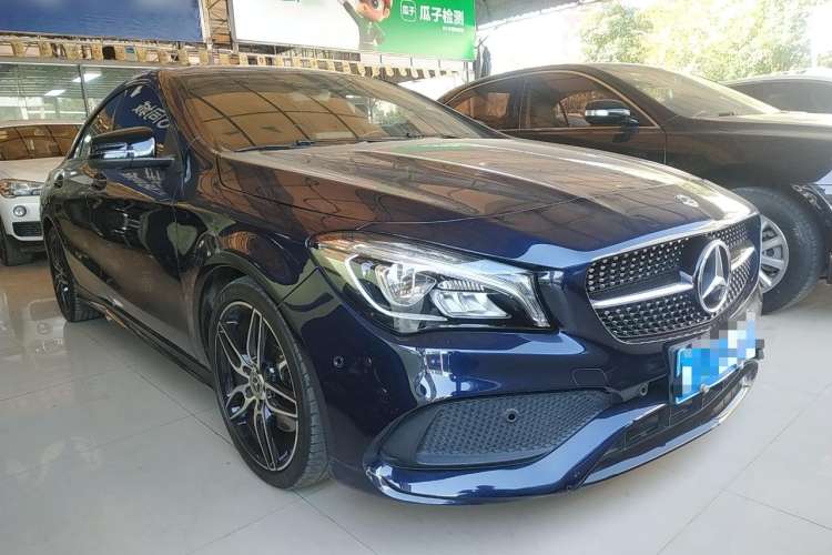 Used Mercedes-Benz CLA 2017 CLA 220 4MATIC Front Right 45 Deg